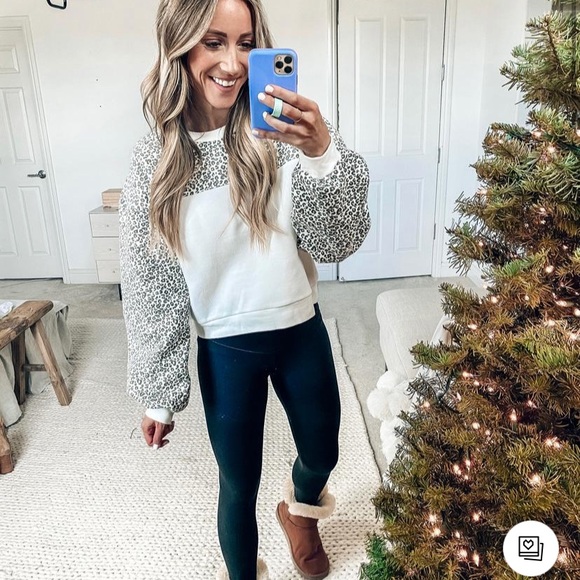 Pink Lily Tops - Pink Lily Leopard sweatshirt